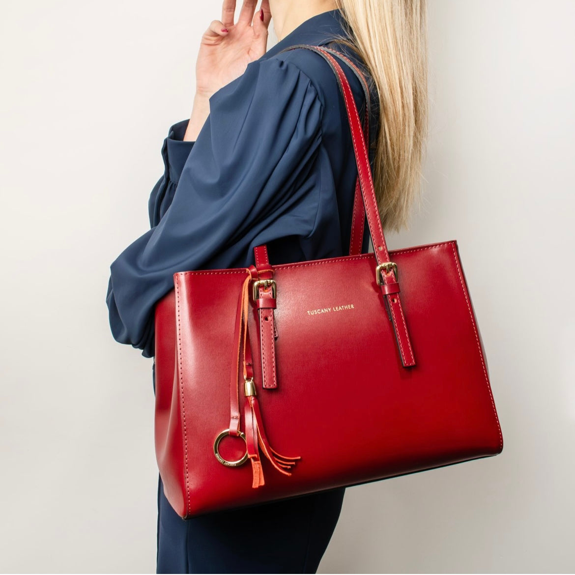 The Tropical Duchess Tuscany Leather Shoulder bag TL BAG TL142037 in Light Taupe