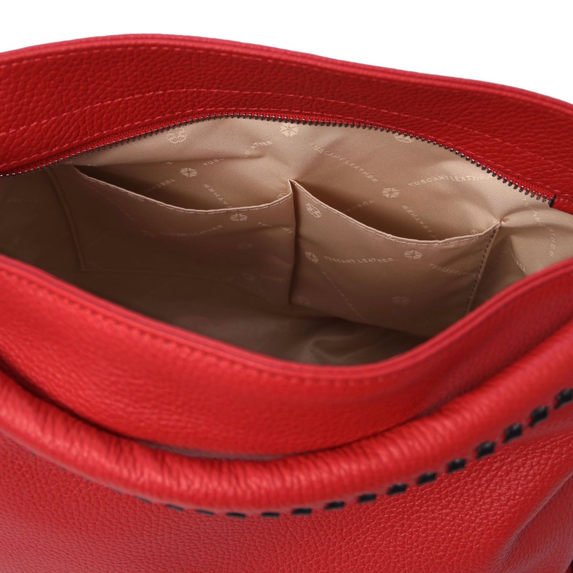 The Tropical Duchess Tuscany Leather TL142087 Soft Leather Shoulder bag in Lipstick Red