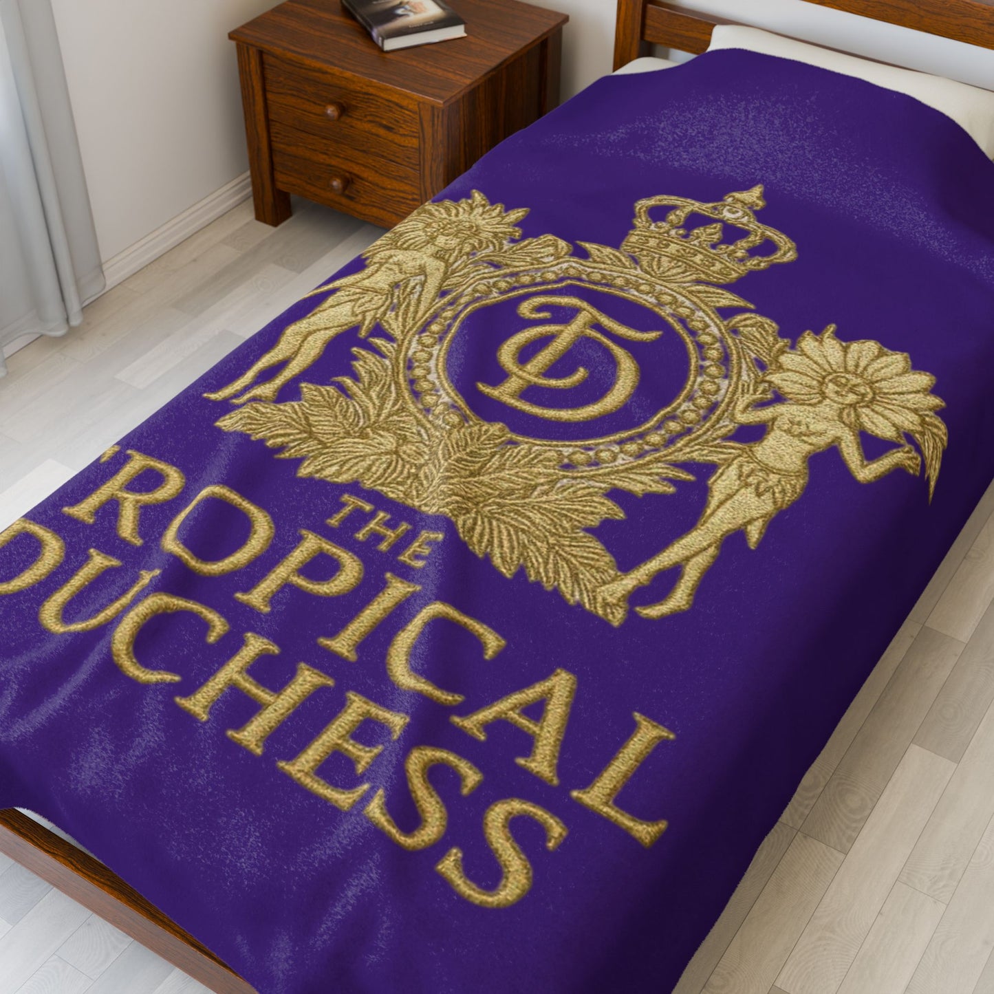 Tropical Duchess Velveteen Plush Blanket - Luxurious Comfort for Cozy Nights