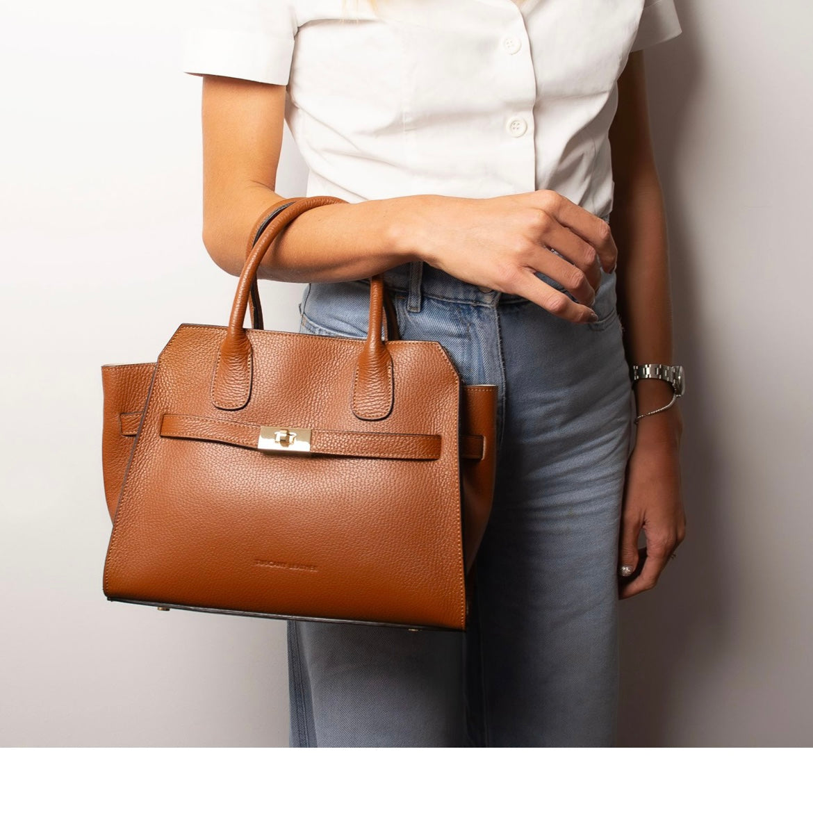 The Tropical Duchess Tuscany Leather Tote ORIGAMI TL142507 in Beige