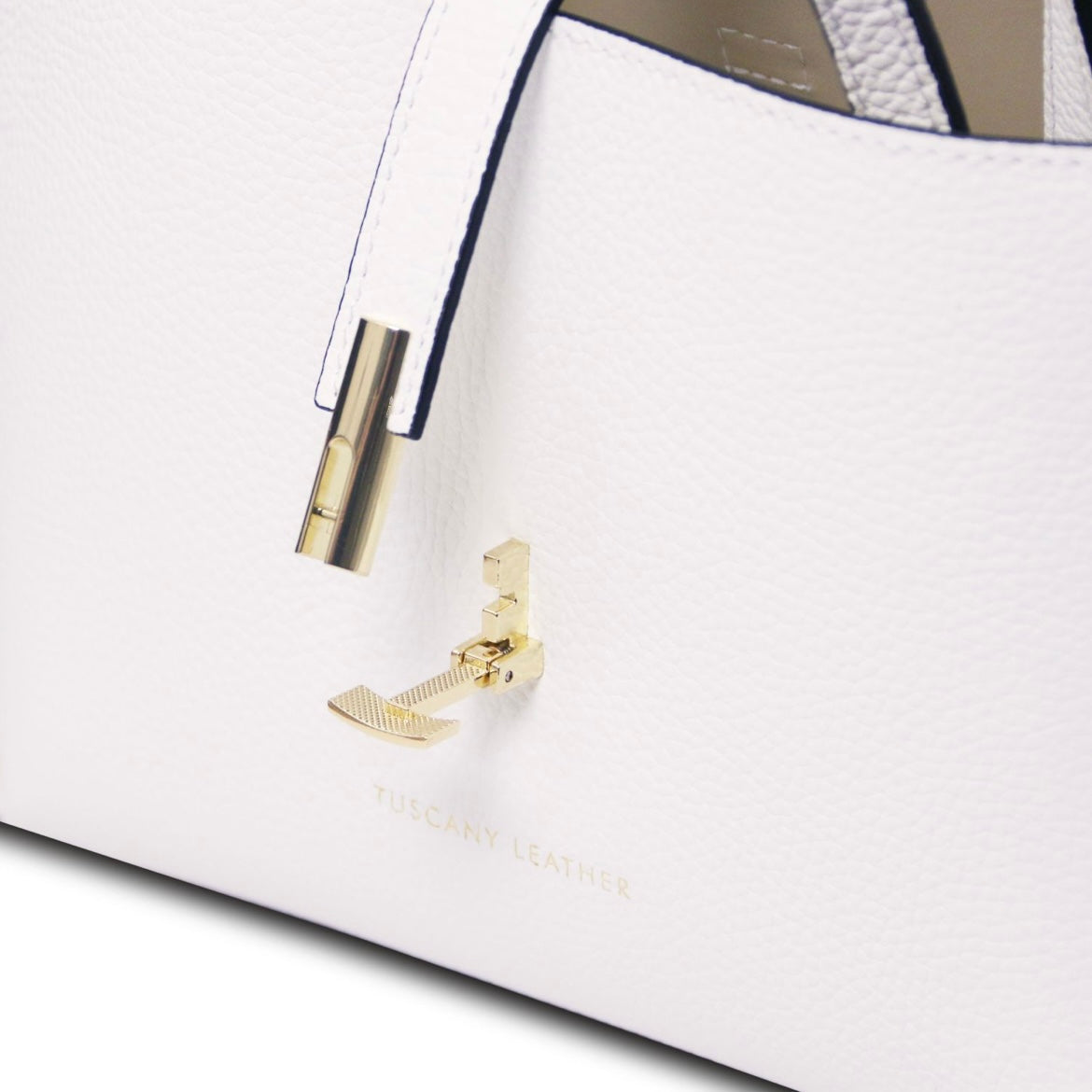 The Tropical Duchess Tuscany Leather AGATHA TL142456 Leather Handbag in White