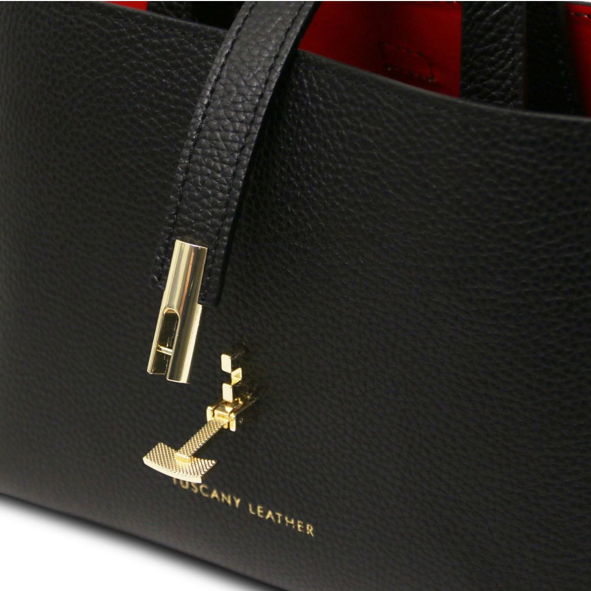 The Tropical Duchess Tuscany Leather AGATHA TL142456 Leather Handbag in Black