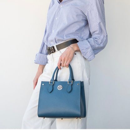 The Tropical Duchess Tuscany Leather  DAMA TL142565 Leather Handbag in Denim