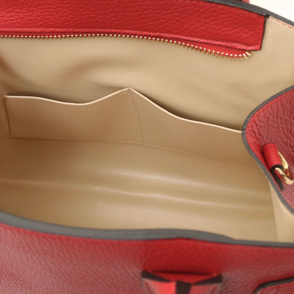 The Tropical Duchess Tuscany Leather Collection Coccola TL142421 in Lipstick Red