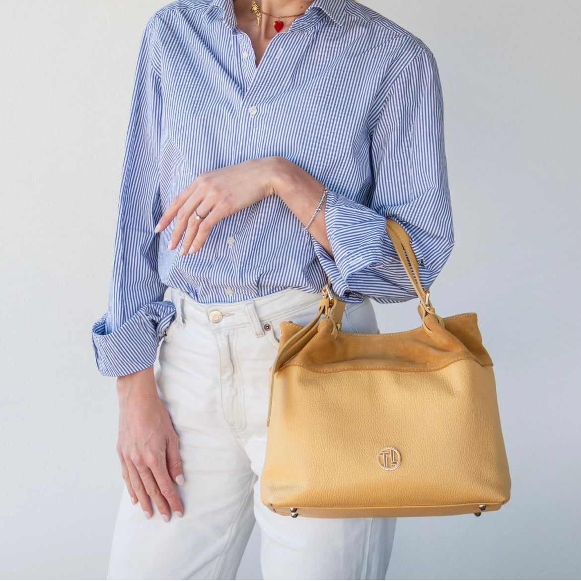 The Tropical Duchess Tuscany Leather  DIADE TL142587 Soft Leather Shopping bag in Yellow