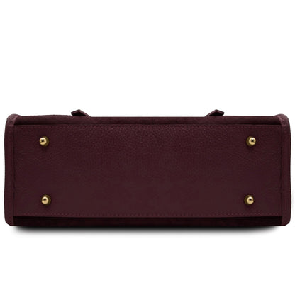 The Tropical Duchess Tuscany Leather FRAME TL142513 in Bordeaux