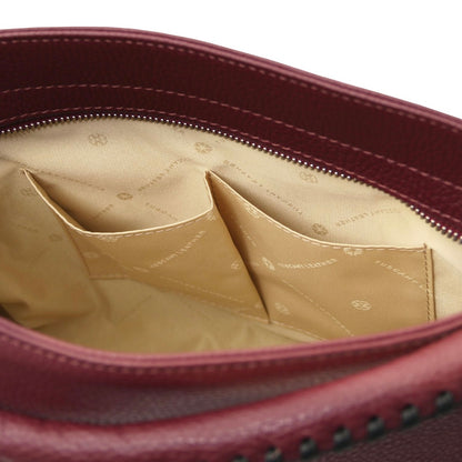 The Tropical Duchess Tuscany Leather TL142087 Soft Leather Shoulder bag in Bordeaux )